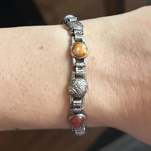 Miracle style silver toned