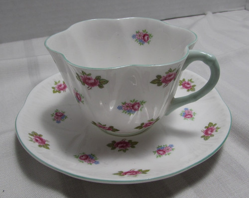 Shelley fine bone china teacup - bone,
