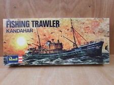 Revell 1:142 Fishing Trawler