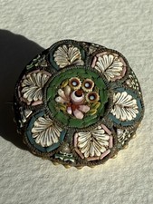 VINTAGE MICRO MOSAIC FLORAL BROOCH. LOVELY COLOURS