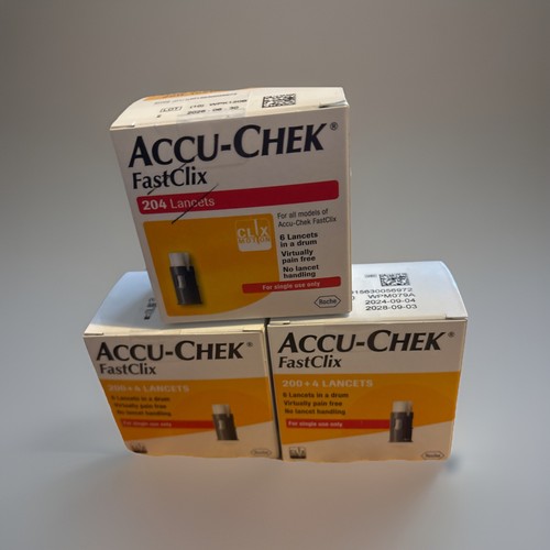 Boxes accu chek - boxes.,
