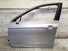 VOLKSWAGEN PASSAT B8 COMPLETE FRONT DOOR LEFT SIDE IN TUNGSTEAN SILVER LB7W 2015