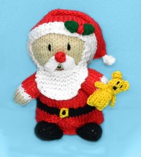 KNITTING PATTERN - Santa with