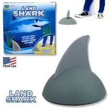LAND SHARK fin floor game