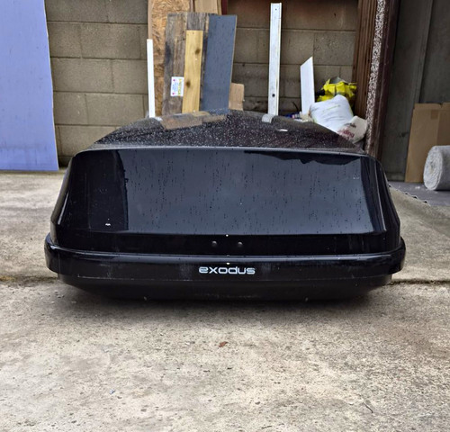 Roof box with fixings - box, fixings.