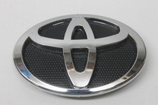 FOR TOYOTA YARIS FRONT BADGE EMBLEM GRILL 2005- 2011