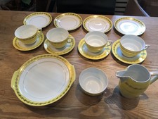 Pretty  Vintage Czechoslovakia  China Tea Set 15 Pieces