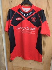  UNDER ARMOUR RUGBY LEAGUE SALFORD RED DEVILS 2015 SHIRT JERSEY SIZE XL P2P 23