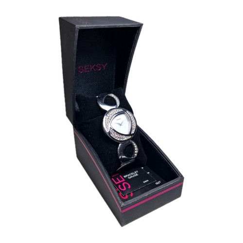 Seksy sekonda ladies - by,
