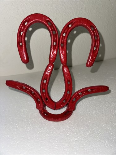 Red horseshoe art - red,