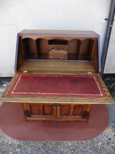 Oak writing bureau fitted - oak,