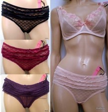 Half Ruffle French Style