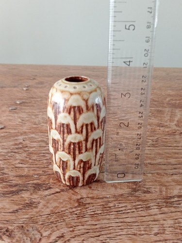 Small doulton lambeth vase - small,