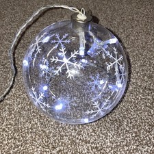 LED Christmas Hanging Bauble Light - With 10 LED Bulbs - AA Powered