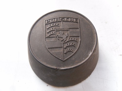Porsche wheel centre cap for