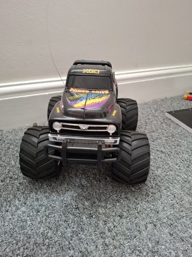 Monster truck ford f100 - truck,