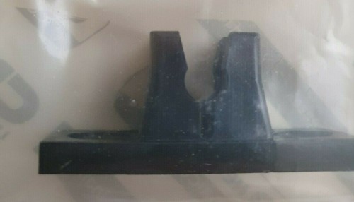 Roof hatch gas strut - roof,