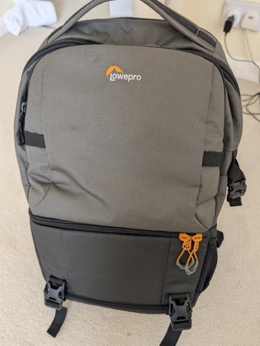 Lowepro fastpack 250 iii - fastpack, aw