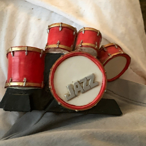 Jazz drum set figurine - drum,