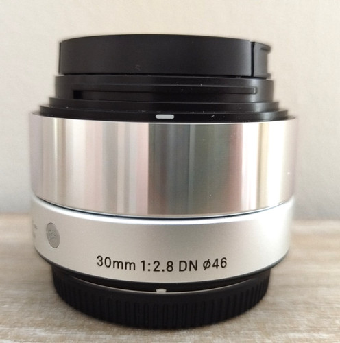 Sigma 30mm dn art - f/2.8,