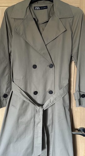 Hardly worn zara khaki - hardly,