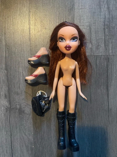 Bratz treasures roxxi - treasures,