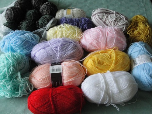 Mixed job lot knitting yarn - mixed,