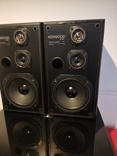 Kenwood speakers 3 - s-82,