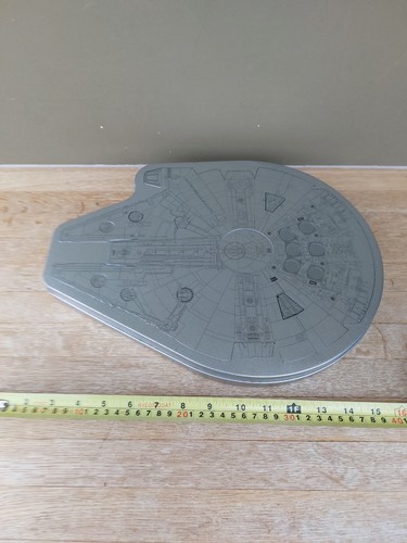 Star wars millennium falcon - wars,