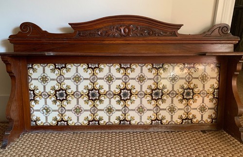 Tiled wash stand - tiled,