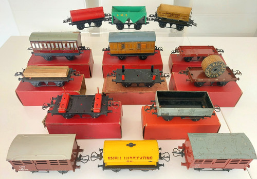Gauge hornby wagons - o,
