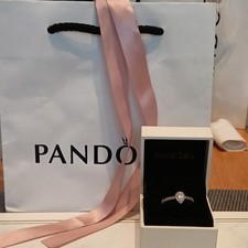 PANDORA Radiant Teardrop Pear