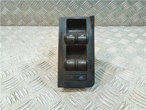 4b0959851b left front window - ,