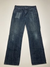 LEVI’S 506 STANDARD FIT