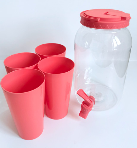 Drinks dispenser with tap - with,