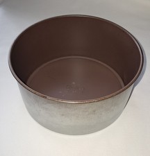 Vintage Skyline 7" x 3"  Cake