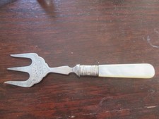 TOASTING FORK EPNS. PEARL HANDLE 3 PRONG