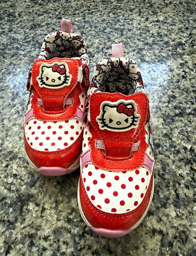 Sanrio hello kitty - sanrio, polka