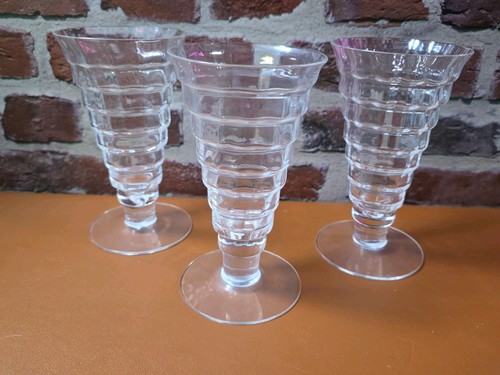Dartington crystal beehive - 3,