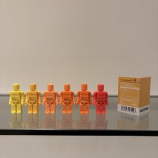 Medicom Pantone kubrick