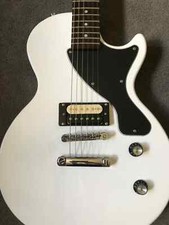 Epiphone Les Paul Junior Electric Guitar Alpine White PRO-1. bag & new strings 