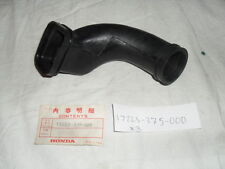 NOS HONDA CB500T CB500 T AIR INTAKE TUBE AIRBOX RUBBER R/H 17225-375-000 (H6)