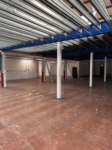 Used mezzanine floor 75m x - floor,