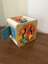 LE TOY VAN WOODEN ACTIVITY CUBE BABY TOY VGC