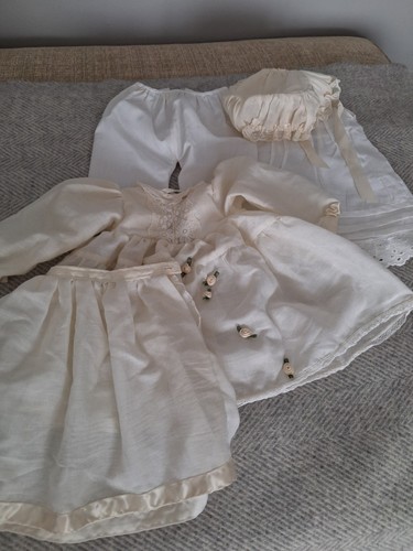 Vintage traditional dolls - vintage,