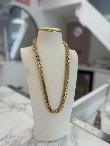 Solid 9ct yellow gold - 9ct,