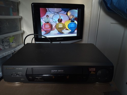 Panasonic sd240b vhs vcr - vhs,