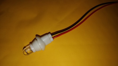 Sidelight pilot parking - /,