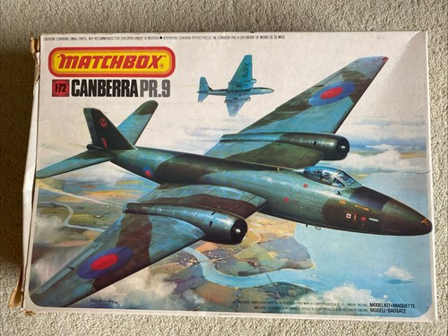 Matchbox scale canberra - 1/72,