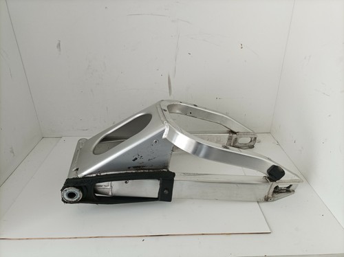 Yamaha 2000 2001 rear - rear, fork